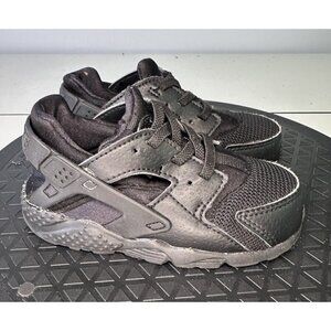 Nike Boys Huarache Run 704950-016 Black Running Shoes Sneakers Size 8C
